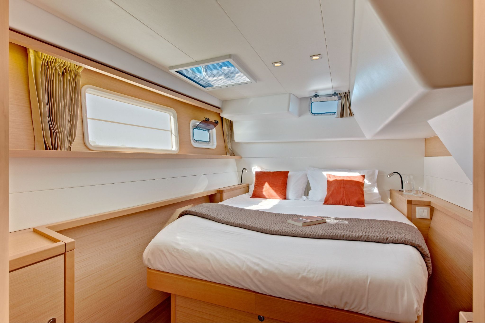 Catamaran cabin bedroom with double bed Summer camp Corsica